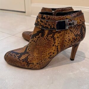 Vince Camuto Smokey Brown Tucson Snake Booties, Size 7M.